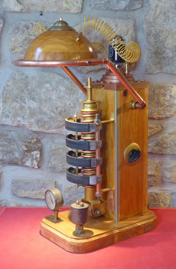 Steampunk Lamp 43_0306_900.jpg